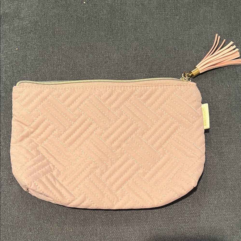 Quilted Bagsmart Pink Clutch with Tassel